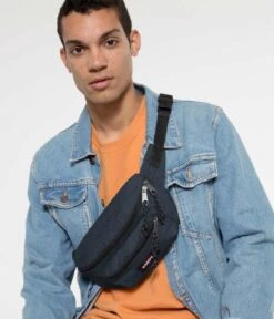 Eastpak Doggy Bag Triple Denim -Beroemde Bagage Winkel EK000073 26w 2 600