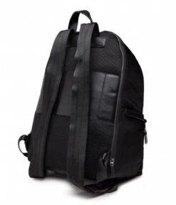 Guess Certosa Compact Backpack Black 7 Guess Certosa Compact Backpack Black -Beroemde Bagage Winkel HMCENYP1410 black 3 600