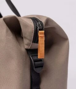 Sandqvist Sture Fossil With Black Webbing 7 Sandqvist Sture Fossil With Black Webbing -Beroemde Bagage Winkel STURE Fossil with Black webbing SQA2005 5 600