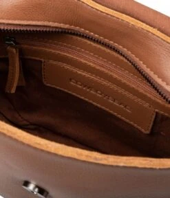 Cowboysbag Bag Cairns Caramel -Beroemde Bagage Winkel cowboysbag 3107 bag cairns caramel 4 600