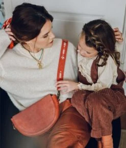 Cowboysbag Crossbody Orbit X Dappermaentje Red -Beroemde Bagage Winkel cowboysbag 3339 Orbit crossbody red 6 600