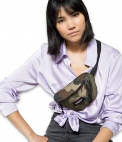 Eastpak Springer Camo 13 Eastpak Springer Camo -Beroemde Bagage Winkel ek000074 181 alt001 uc141373 m 600