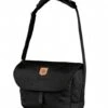 Fjallraven Greenland Shoulder Bag 15 Inch Black 2 Fjallraven Greenland Shoulder Bag 15 Inch Black -Beroemde Bagage Winkel fjallraven greenland shoulderbag handtassen black handbags 23154 550 front 600