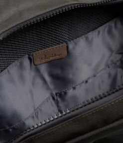 Otway Backpack 15.6 Inch Moss/Sand -Beroemde Bagage Winkel resfeber otway moss sand inside 600