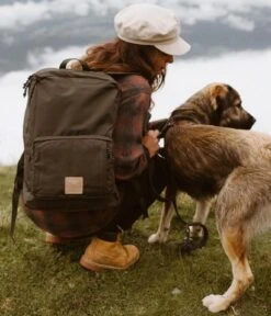 Otway Backpack 15.6 Inch Moss/Sand -Beroemde Bagage Winkel resfeber otway moss sand model 600